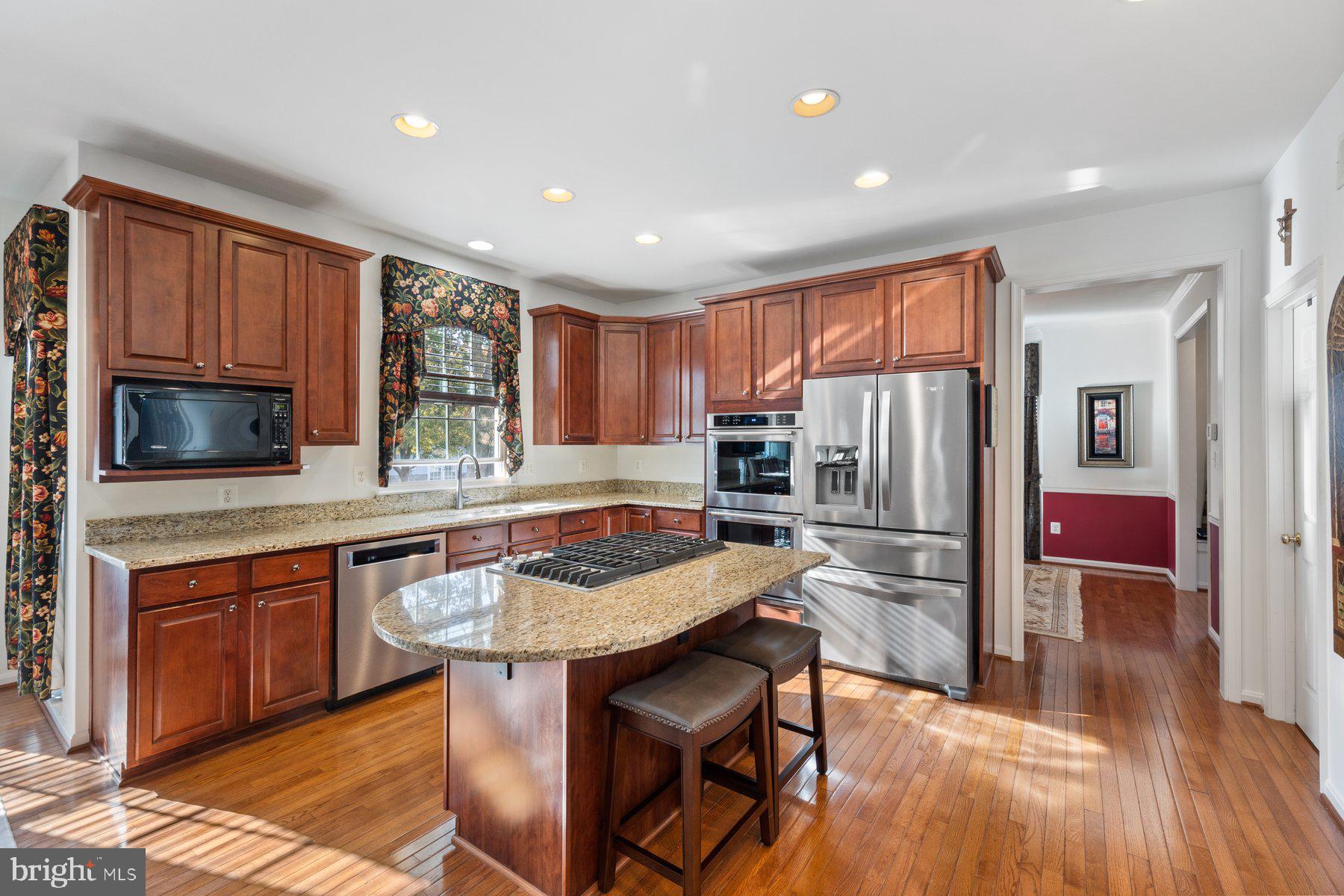 CHAPEL GROVE - Residential