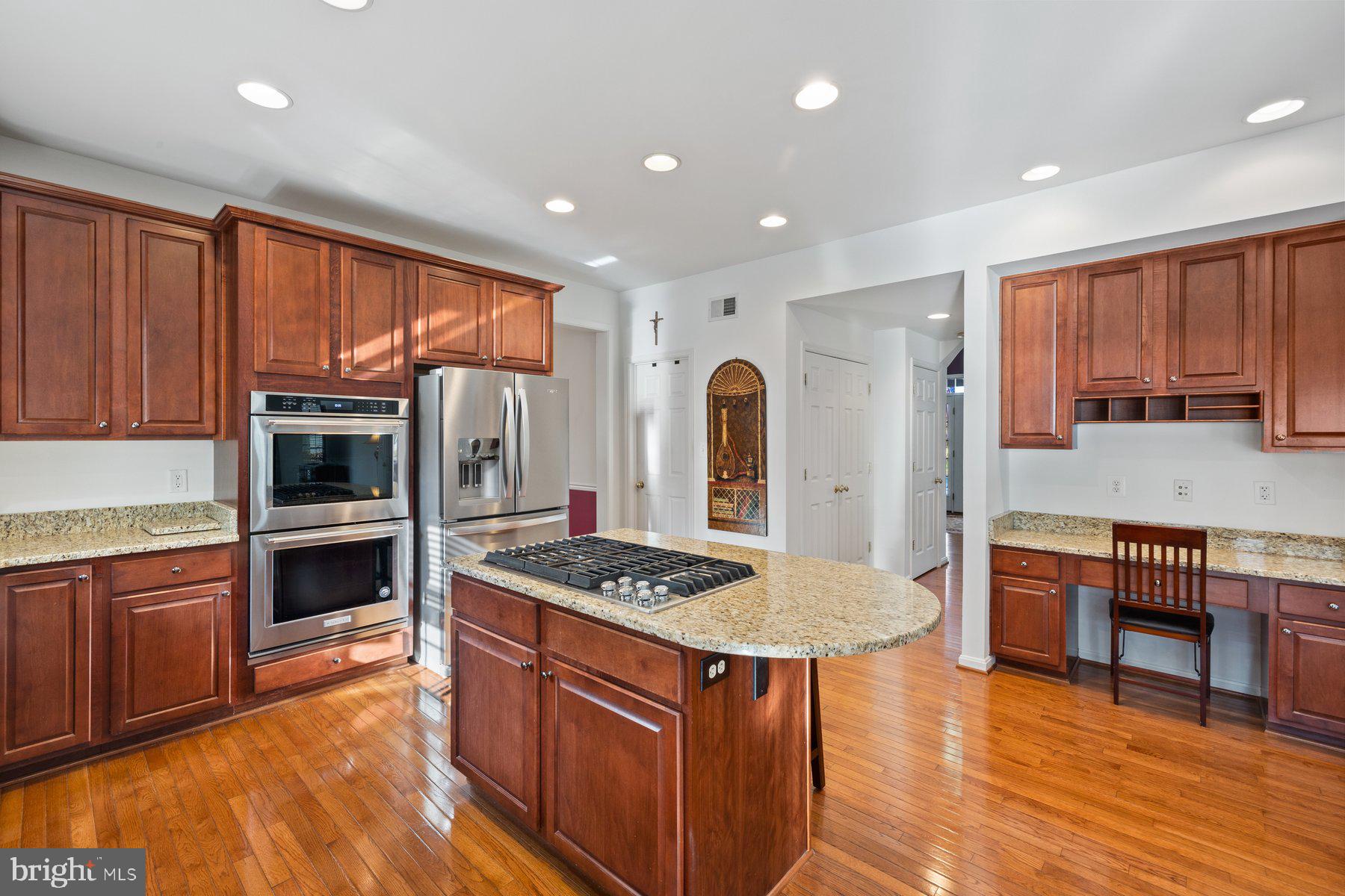 CHAPEL GROVE - Residential