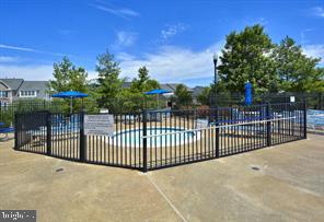 CHAPEL GROVE - Residential