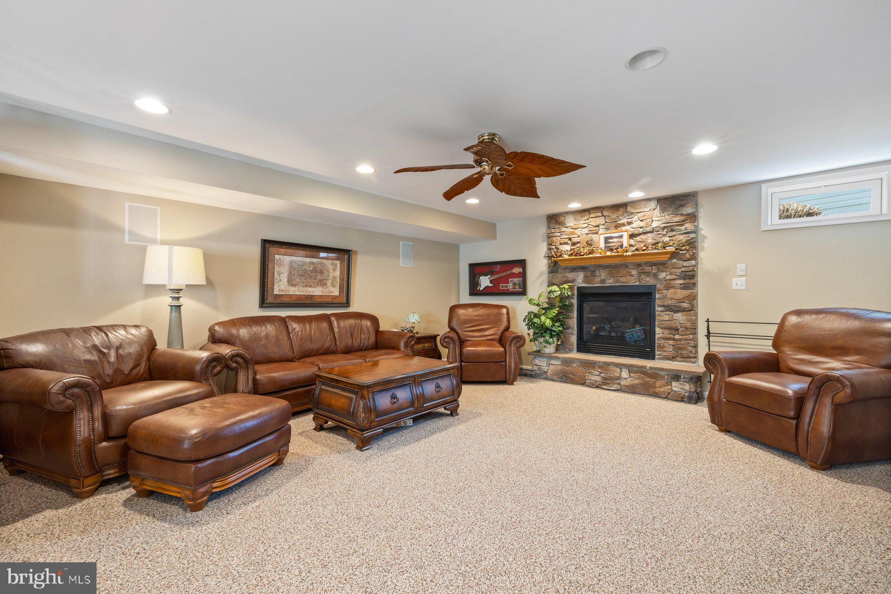 CHAPEL GROVE - Residential