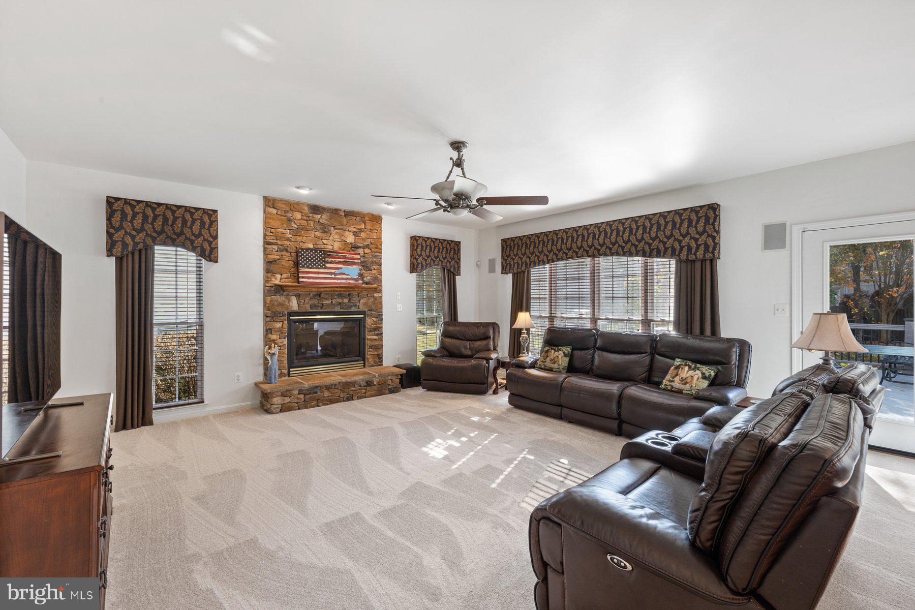 CHAPEL GROVE - Residential