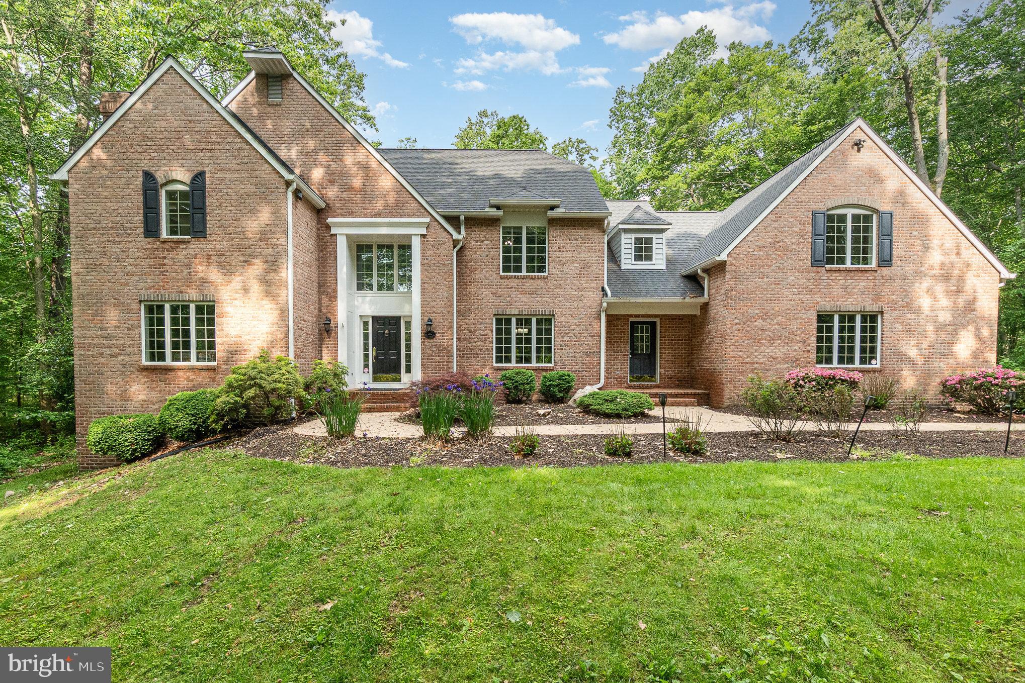 3042 OAK FARM ROAD