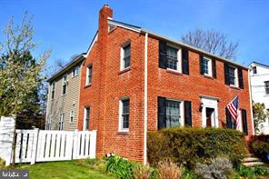 GLENVIEW - Residential Lease