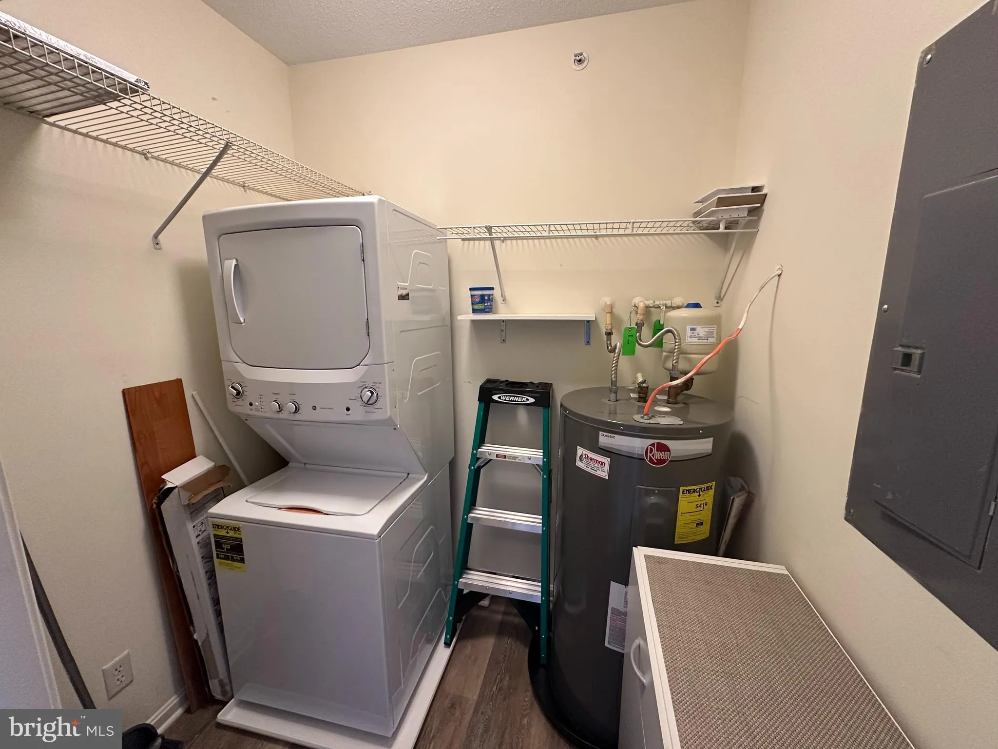 Lewes, Delaware 19958, United States, 2 Bedrooms Bedrooms, ,2 BathroomsBathrooms,Residential,Active,84054