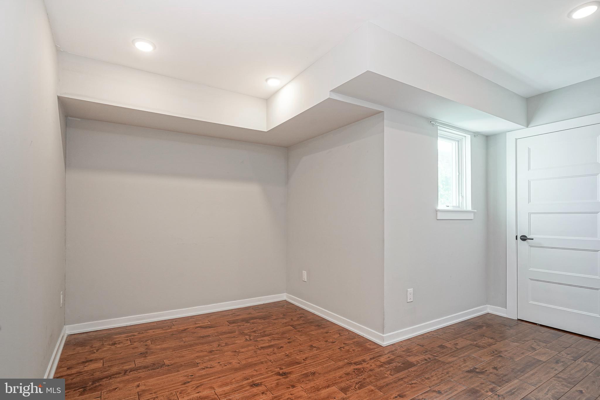 FRANCISVILLE - Residential Lease