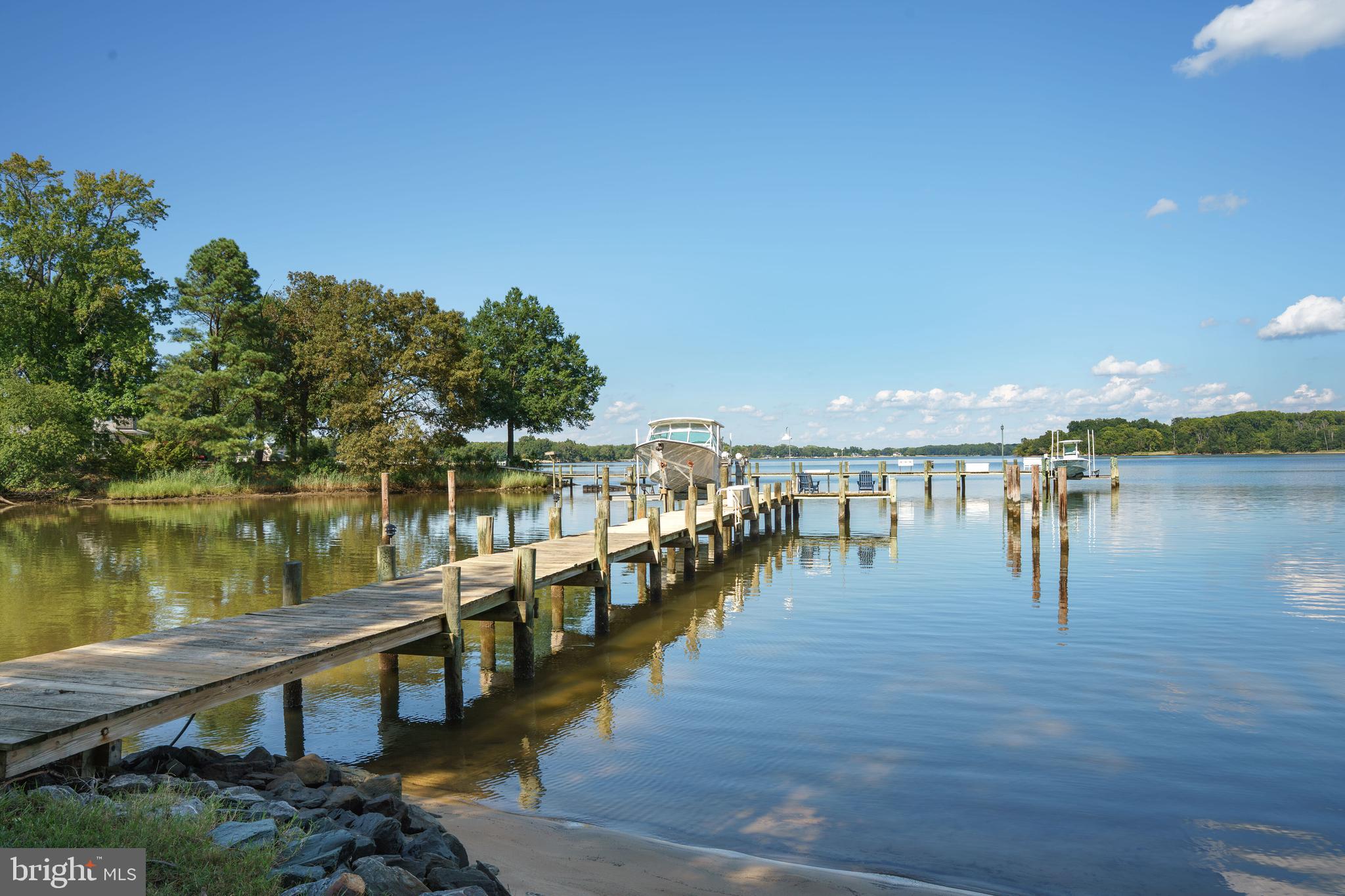 BENNETT POINT - Residential