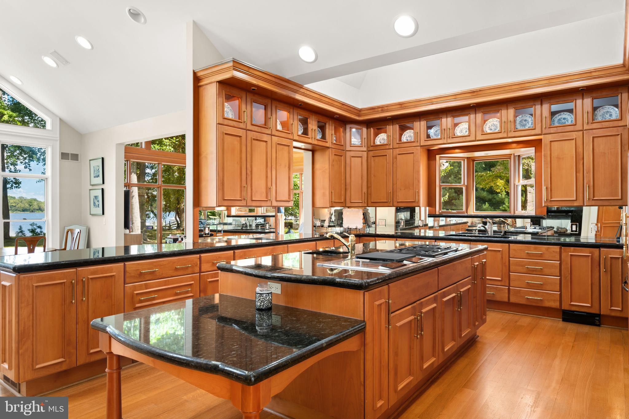 BENNETT POINT - Residential