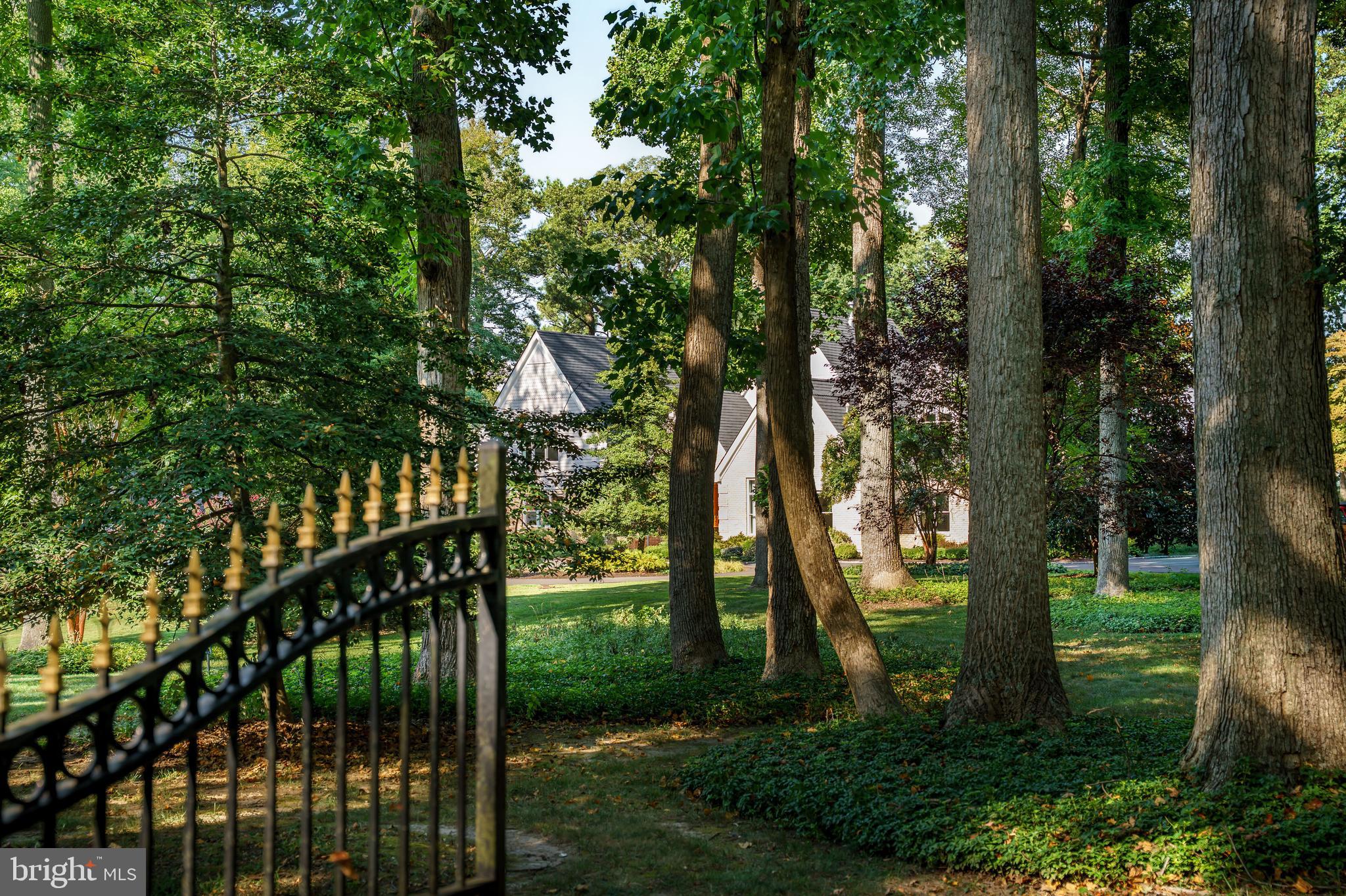 BENNETT POINT - Residential