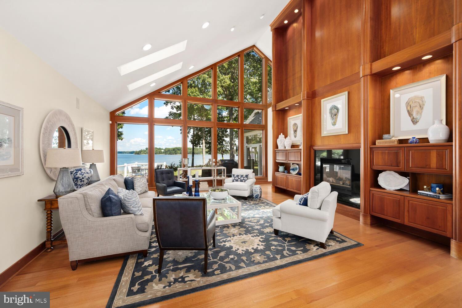 BENNETT POINT - Residential