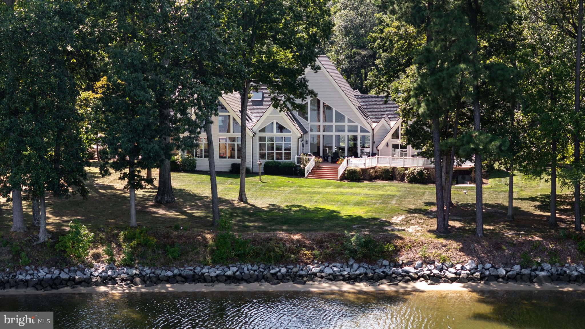 BENNETT POINT - Residential