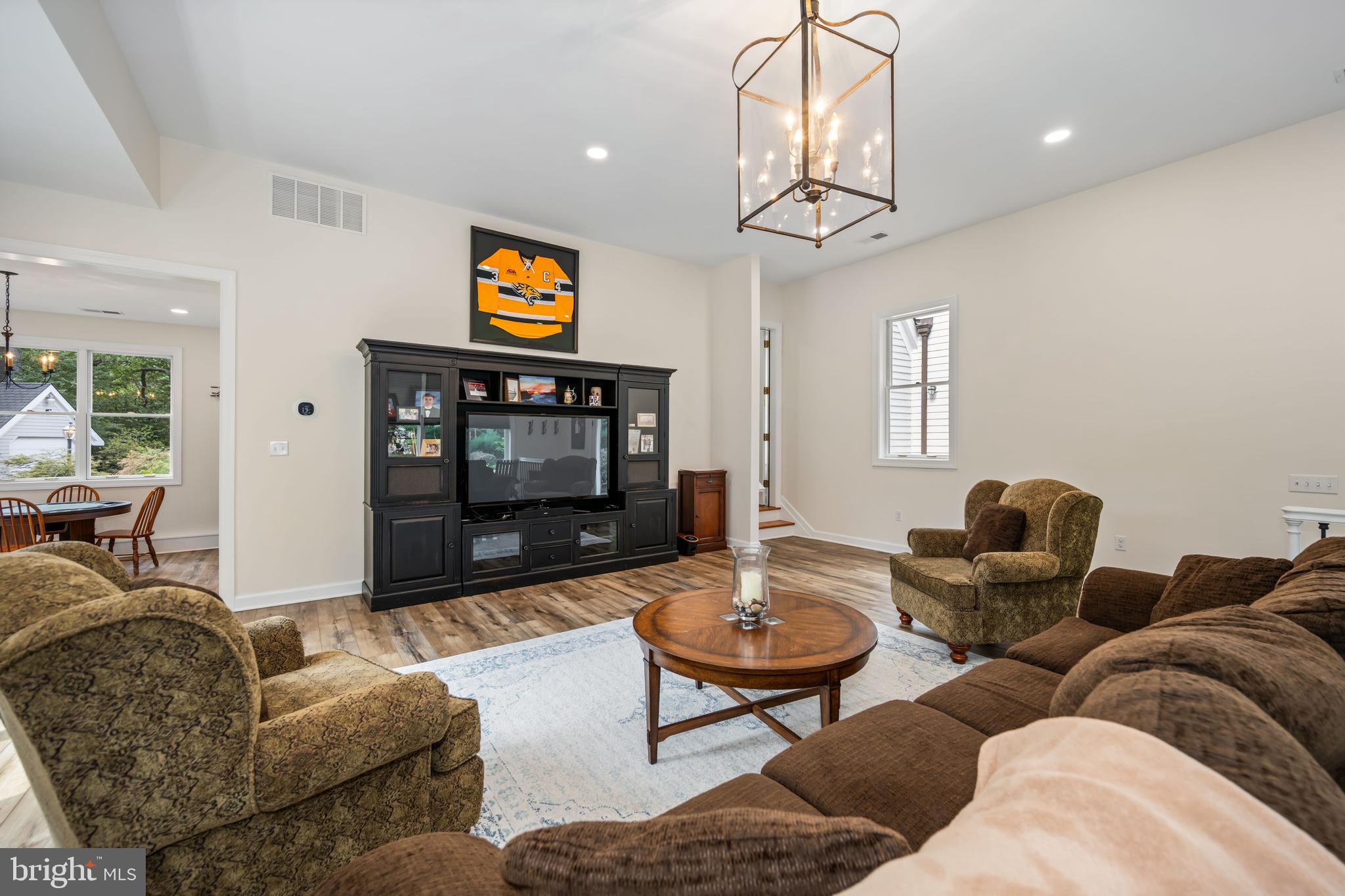 BENNETT POINT - Residential