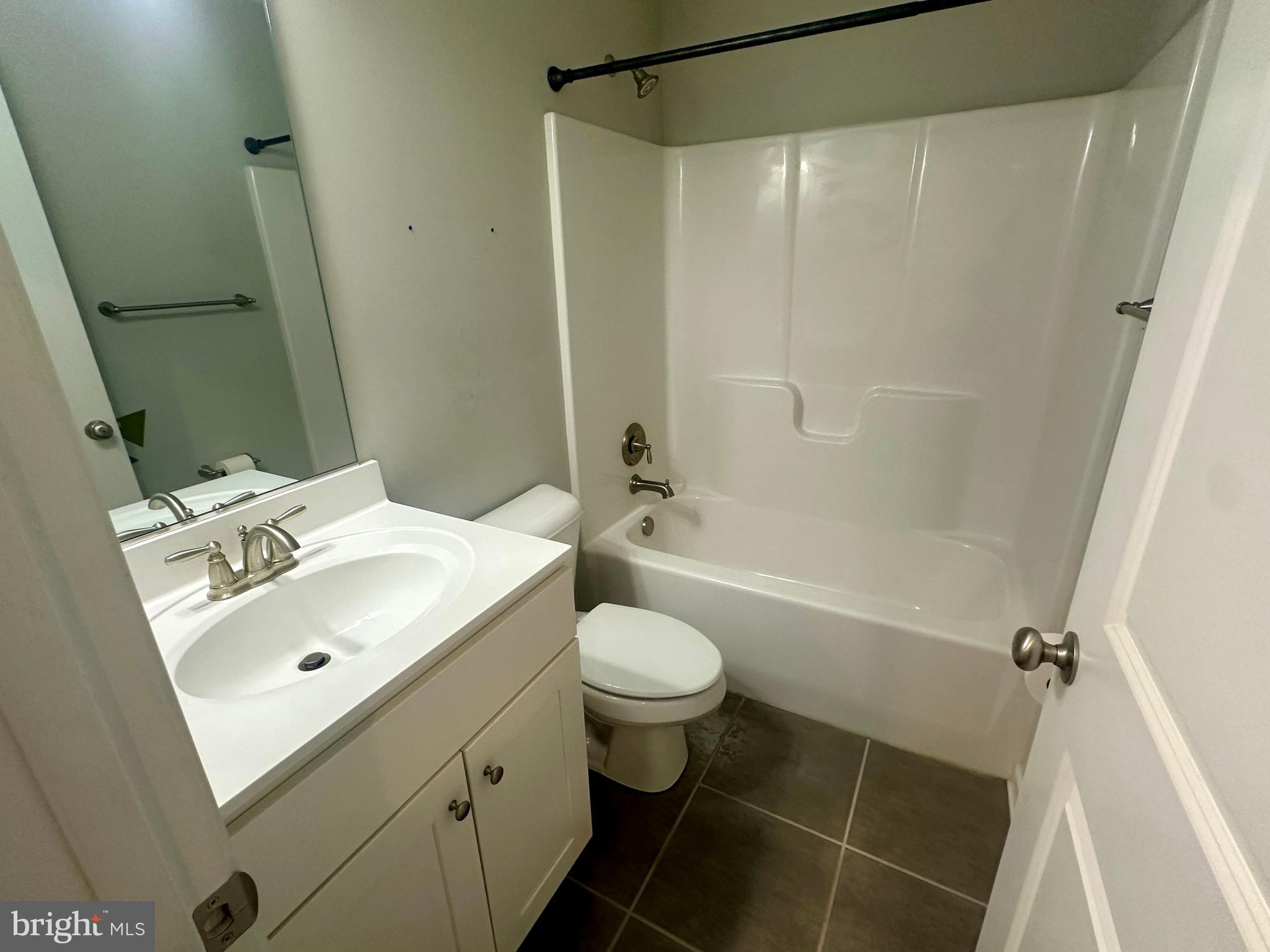 HICKORY RUN II - Residential