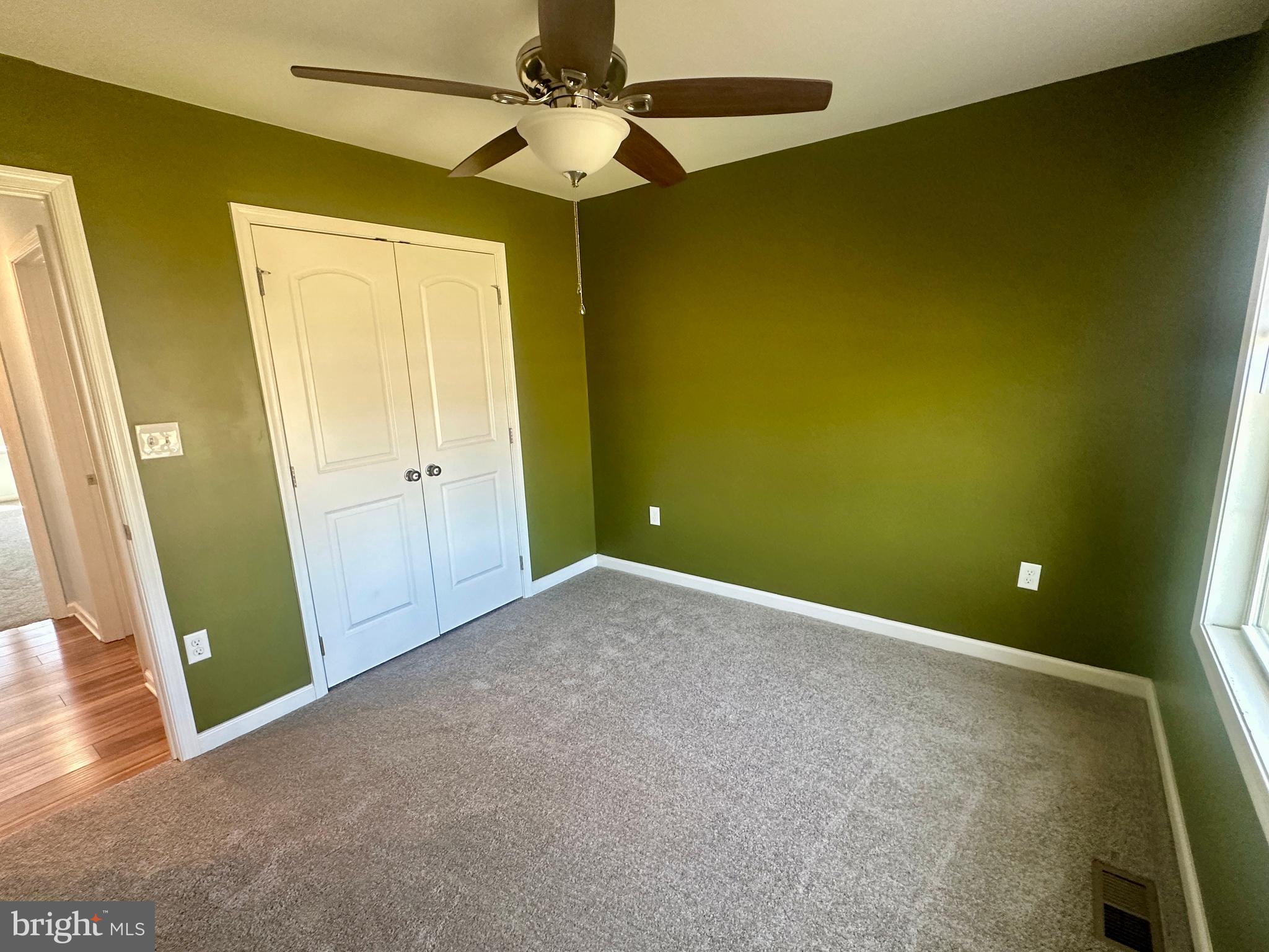 HICKORY RUN II - Residential