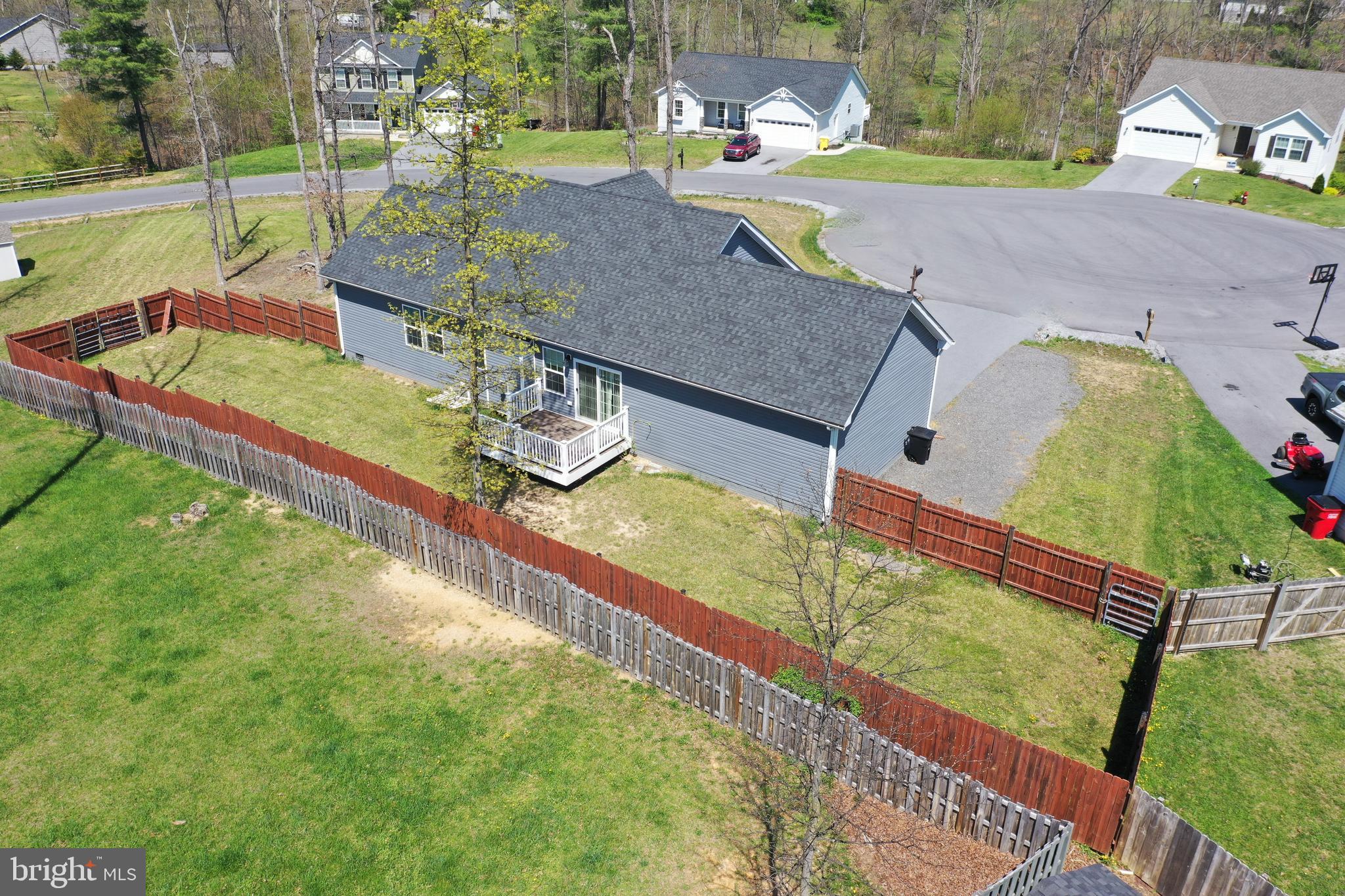 HICKORY RUN II - Residential