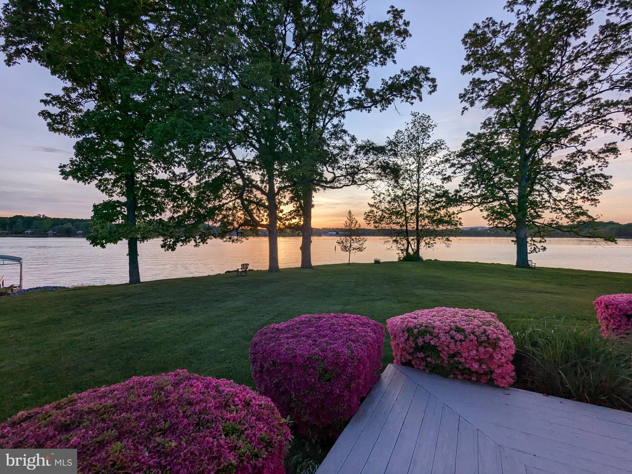 LAKE MEADE - Residential