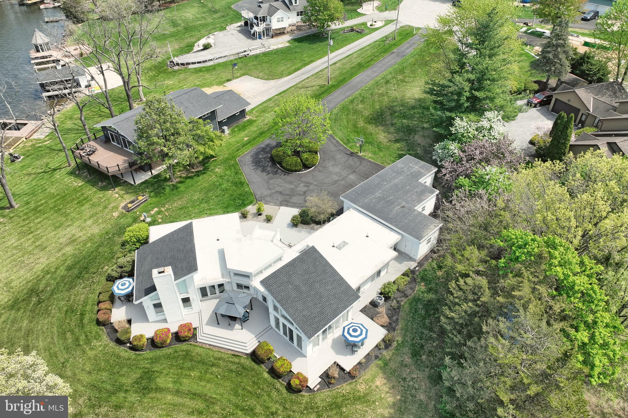 LAKE MEADE - Residential