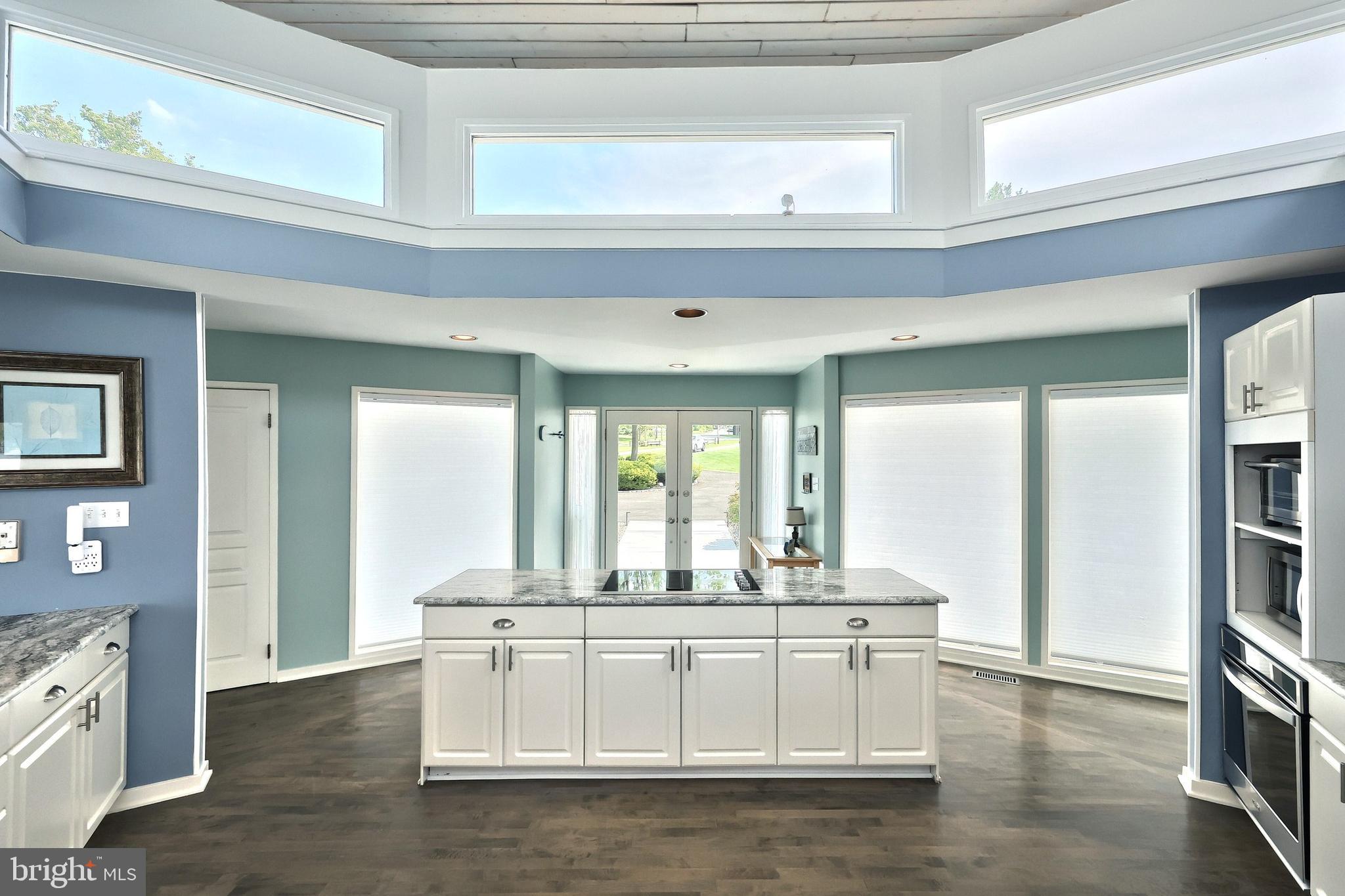 LAKE MEADE - Residential