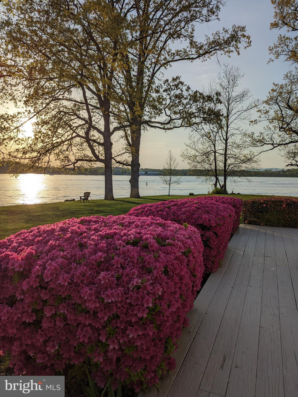 LAKE MEADE - Residential