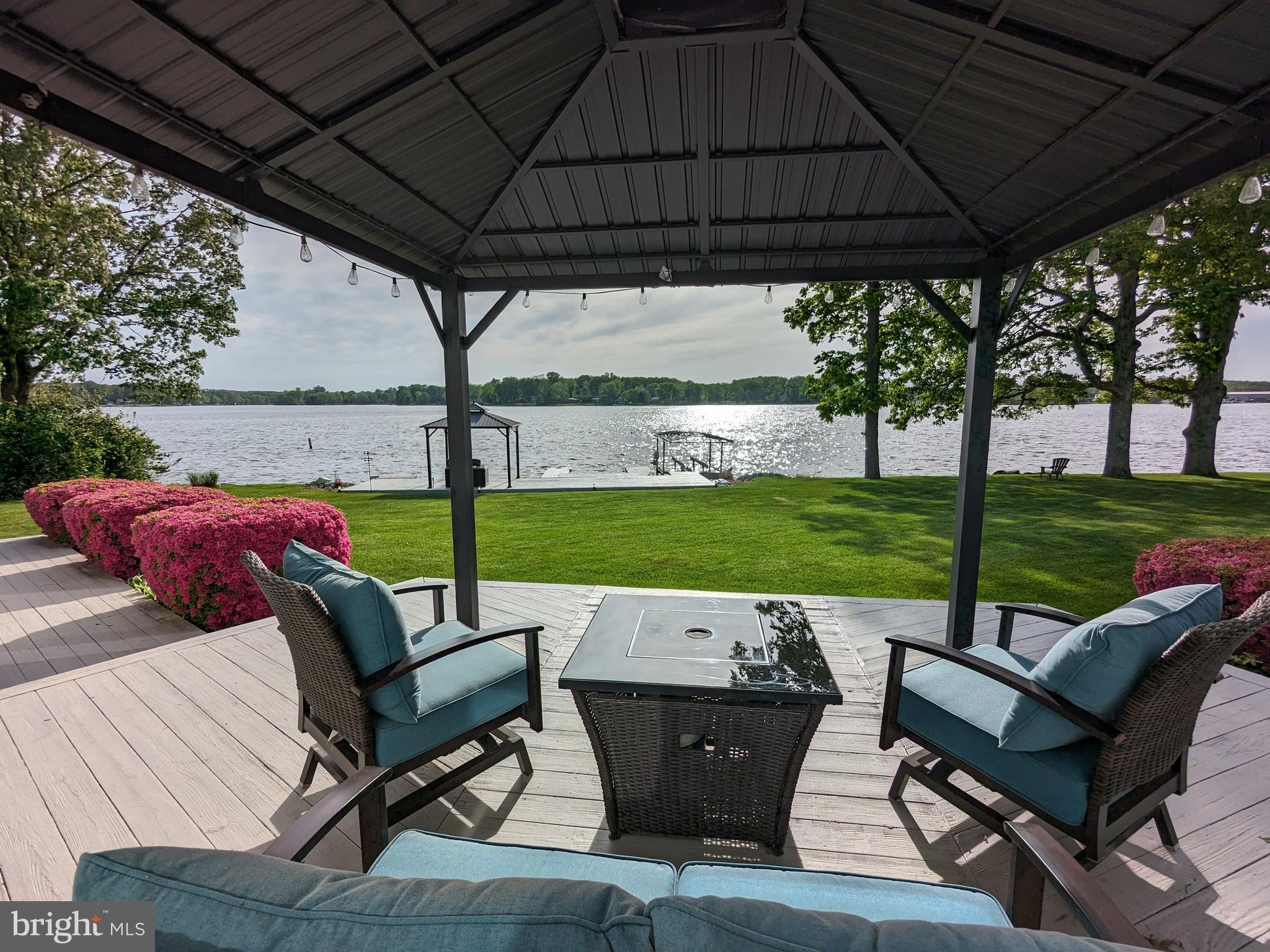 LAKE MEADE - Residential