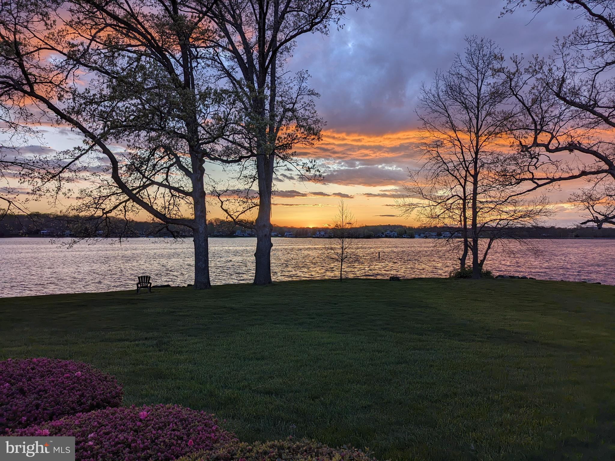 LAKE MEADE - Residential