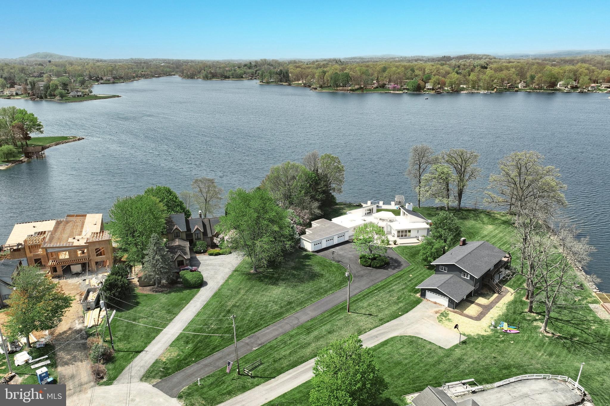 LAKE MEADE - Residential