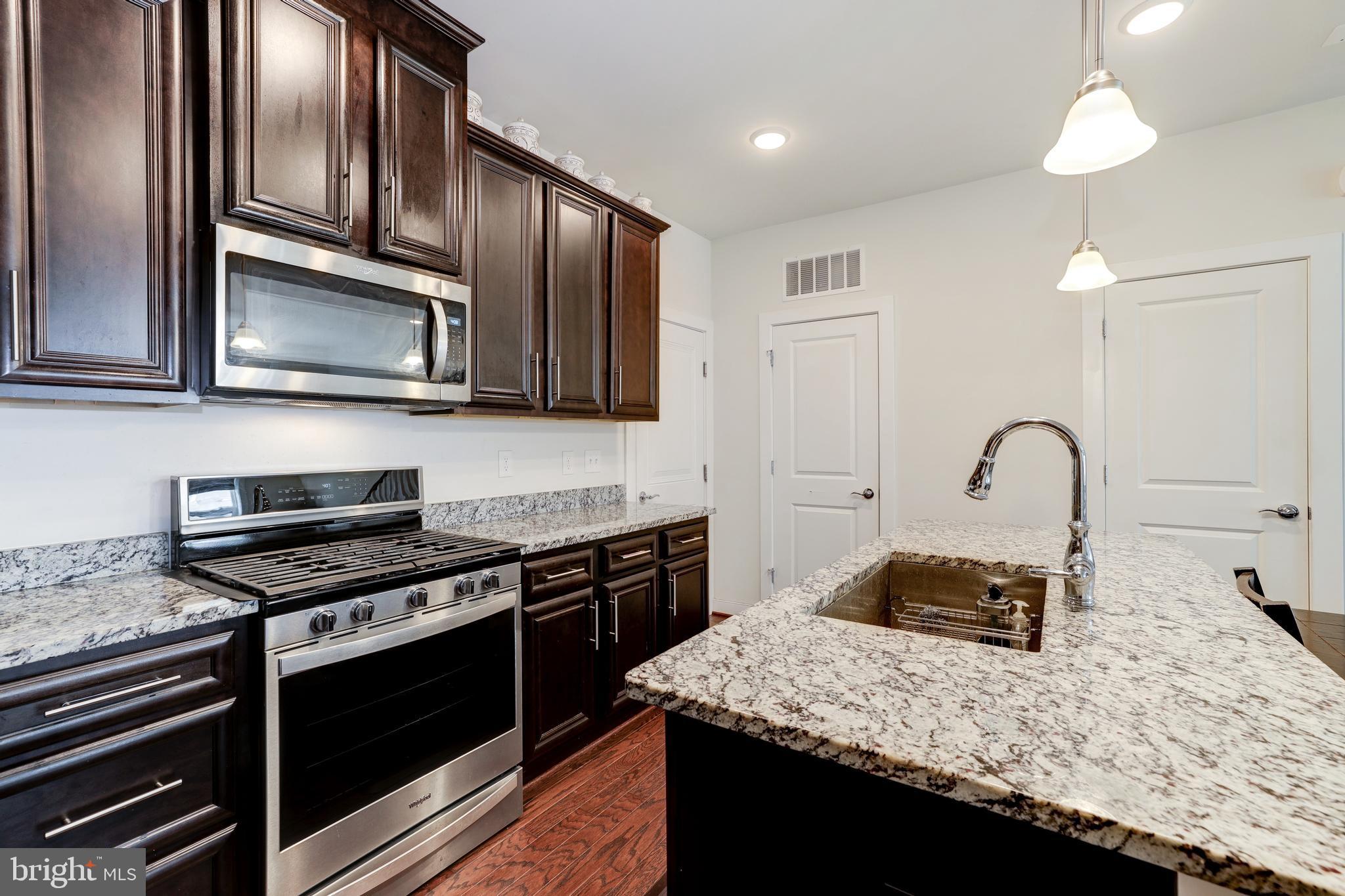 FAIRFAX COUNTY - Residential Lease