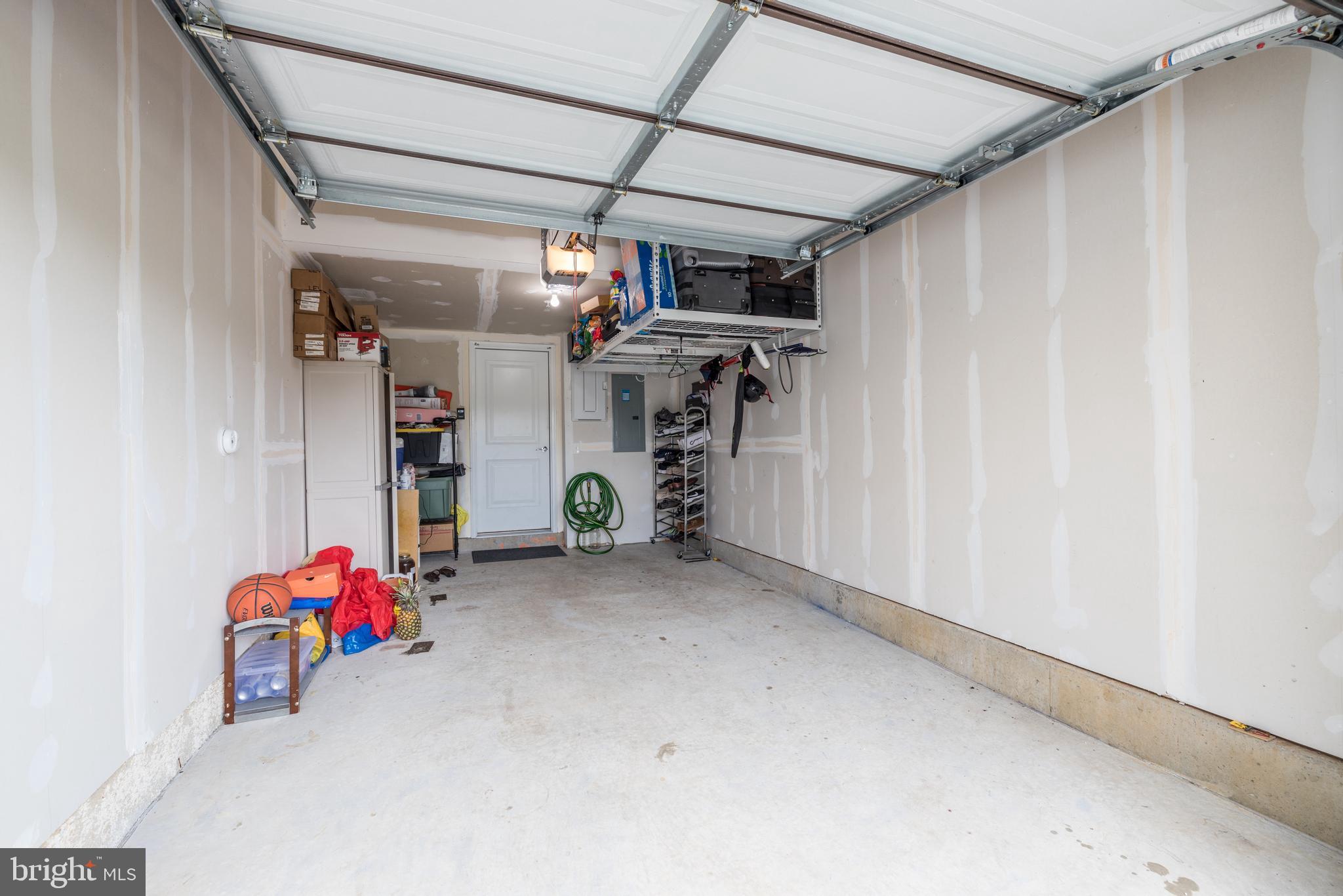 FAIRFAX COUNTY - Residential Lease