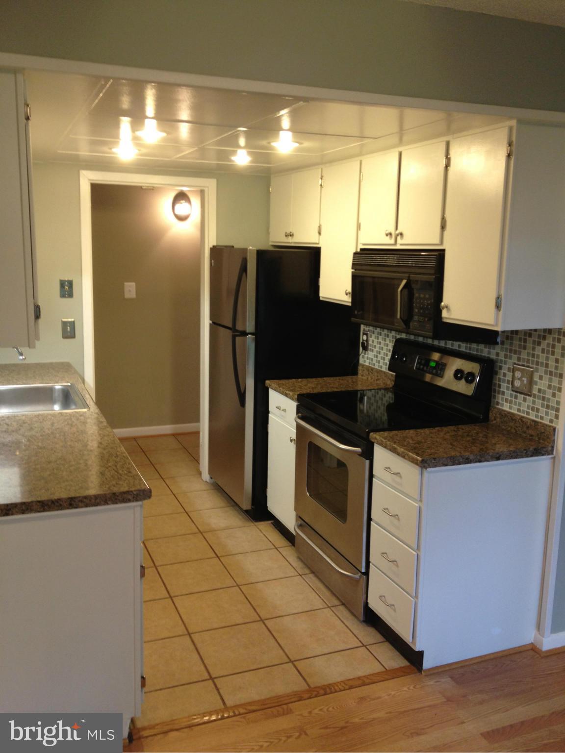 SHADOWOOD - Residential Lease