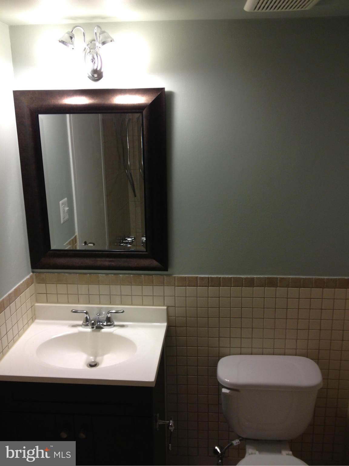 SHADOWOOD - Residential Lease