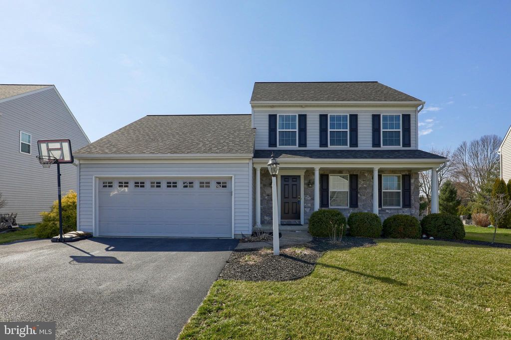 Photo of 331 WISSLER WAY, LANDISVILLE, PA 17538 (MLS # PALA2031796)
