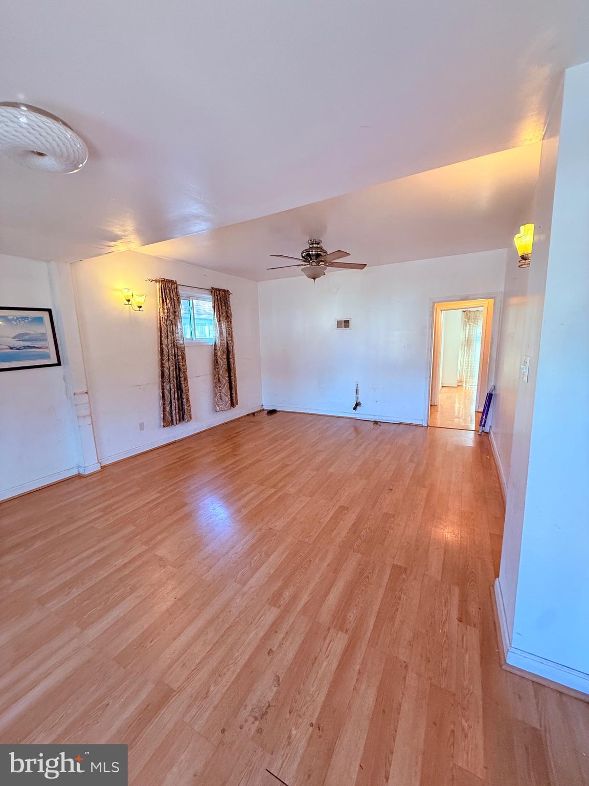 MOYERS PARK - Residential