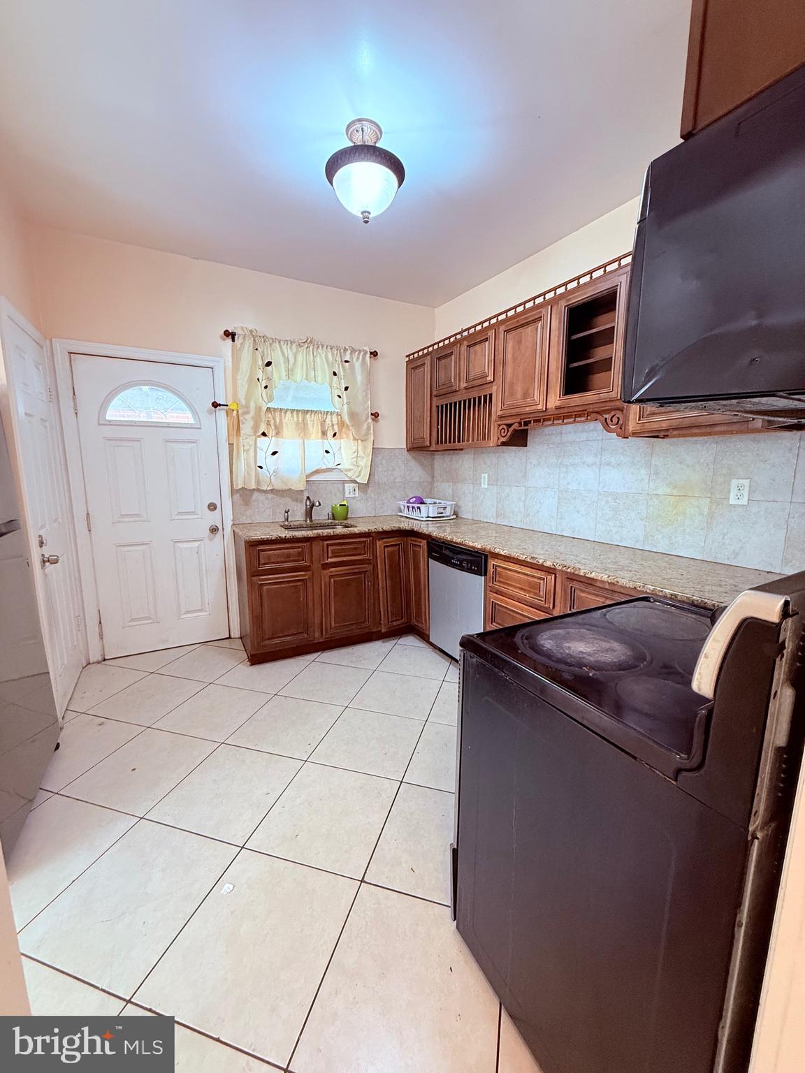 MOYERS PARK - Residential