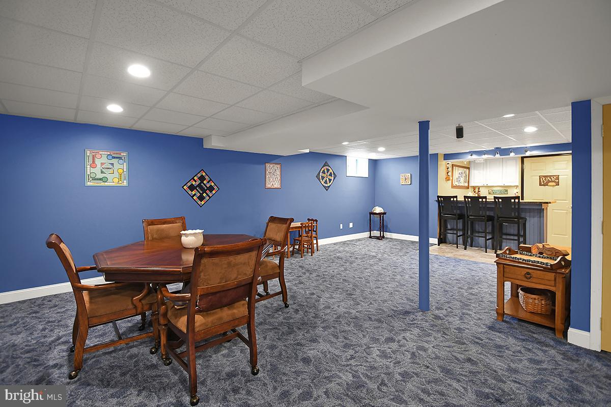 ESTATES AT BROOKSIDE - Residential