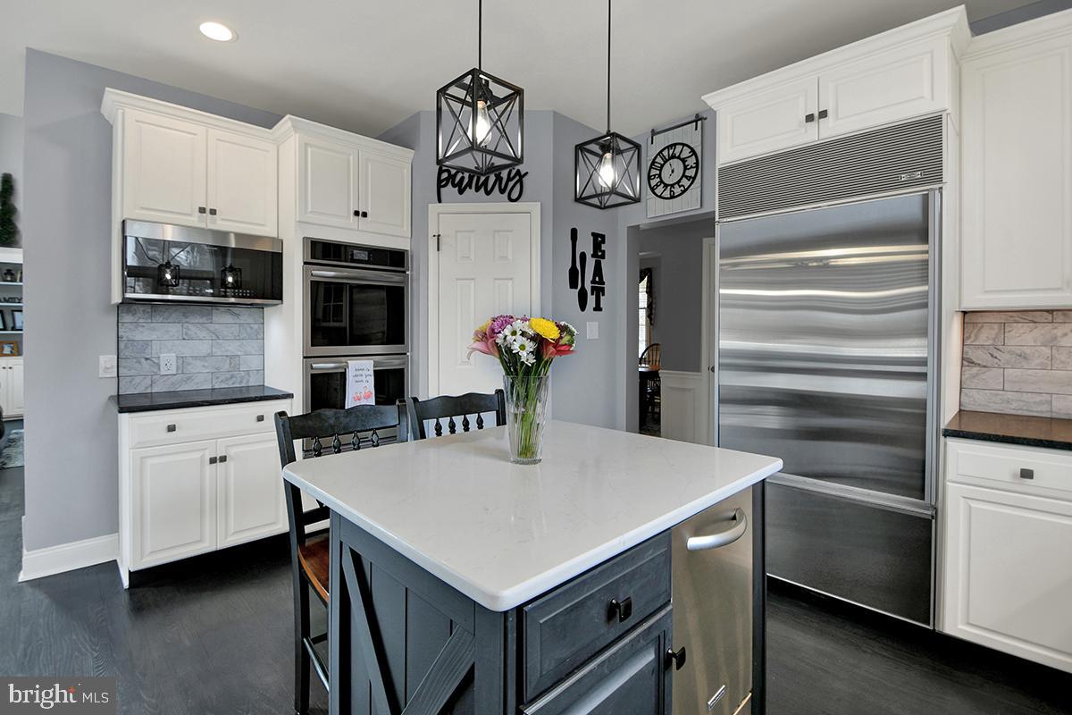 ESTATES AT BROOKSIDE - Residential