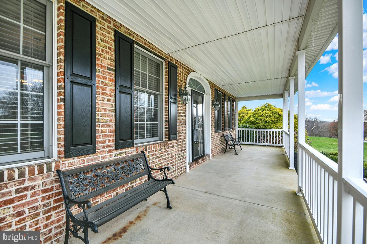 ESTATES AT BROOKSIDE - Residential