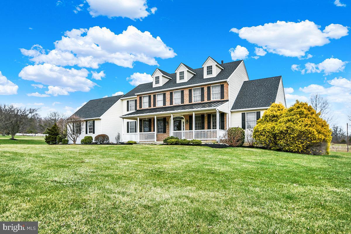 ESTATES AT BROOKSIDE - Residential