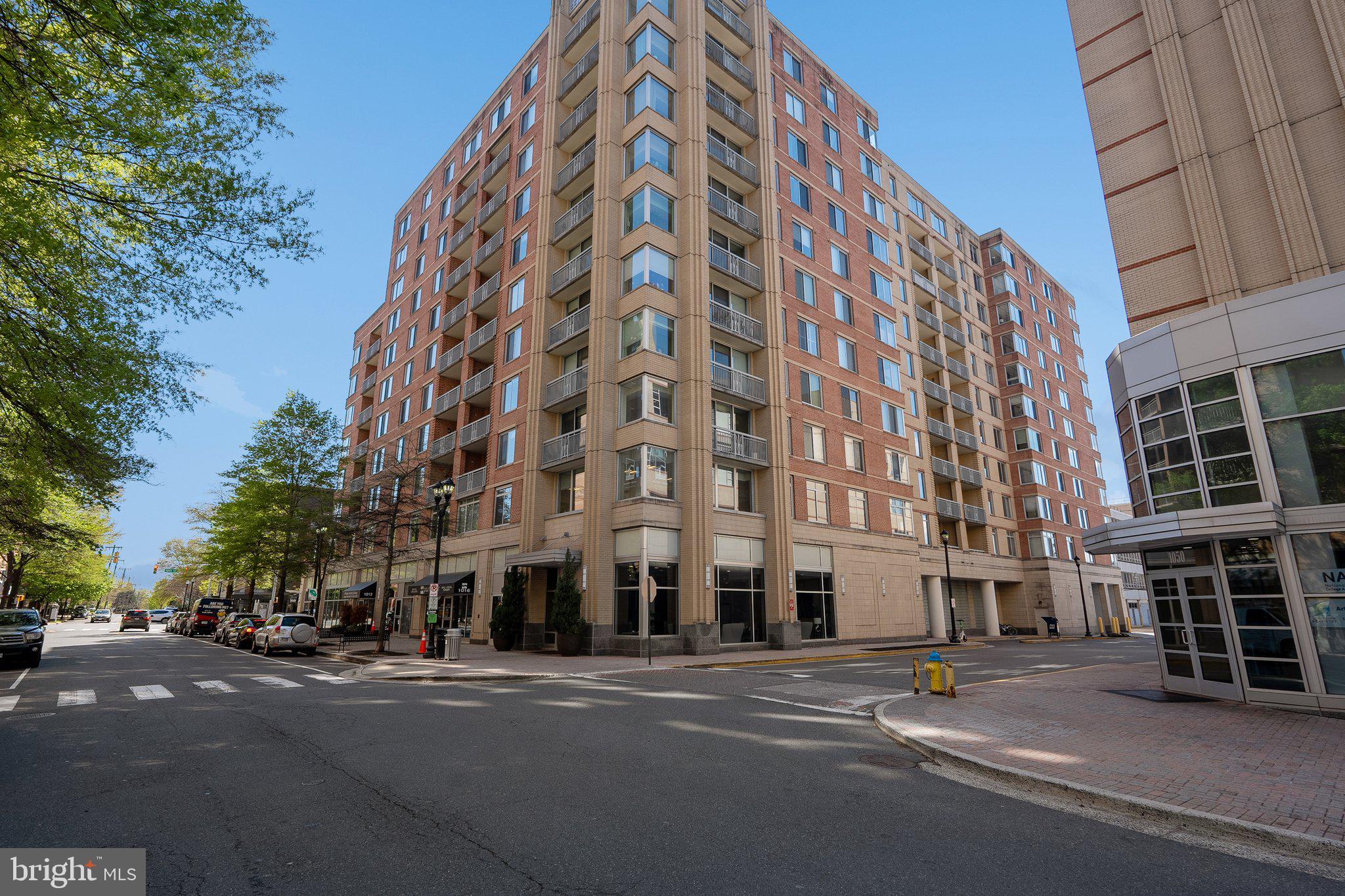 THE PHOENIX CONDOMINIUMS - Residential Lease