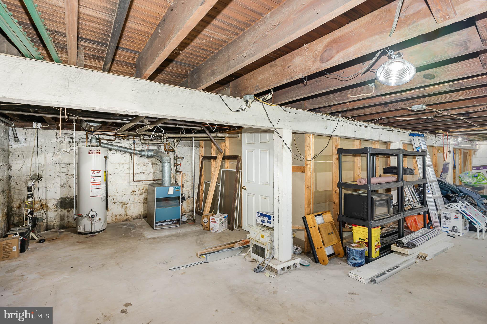 MIDDLE RIVER - Residential