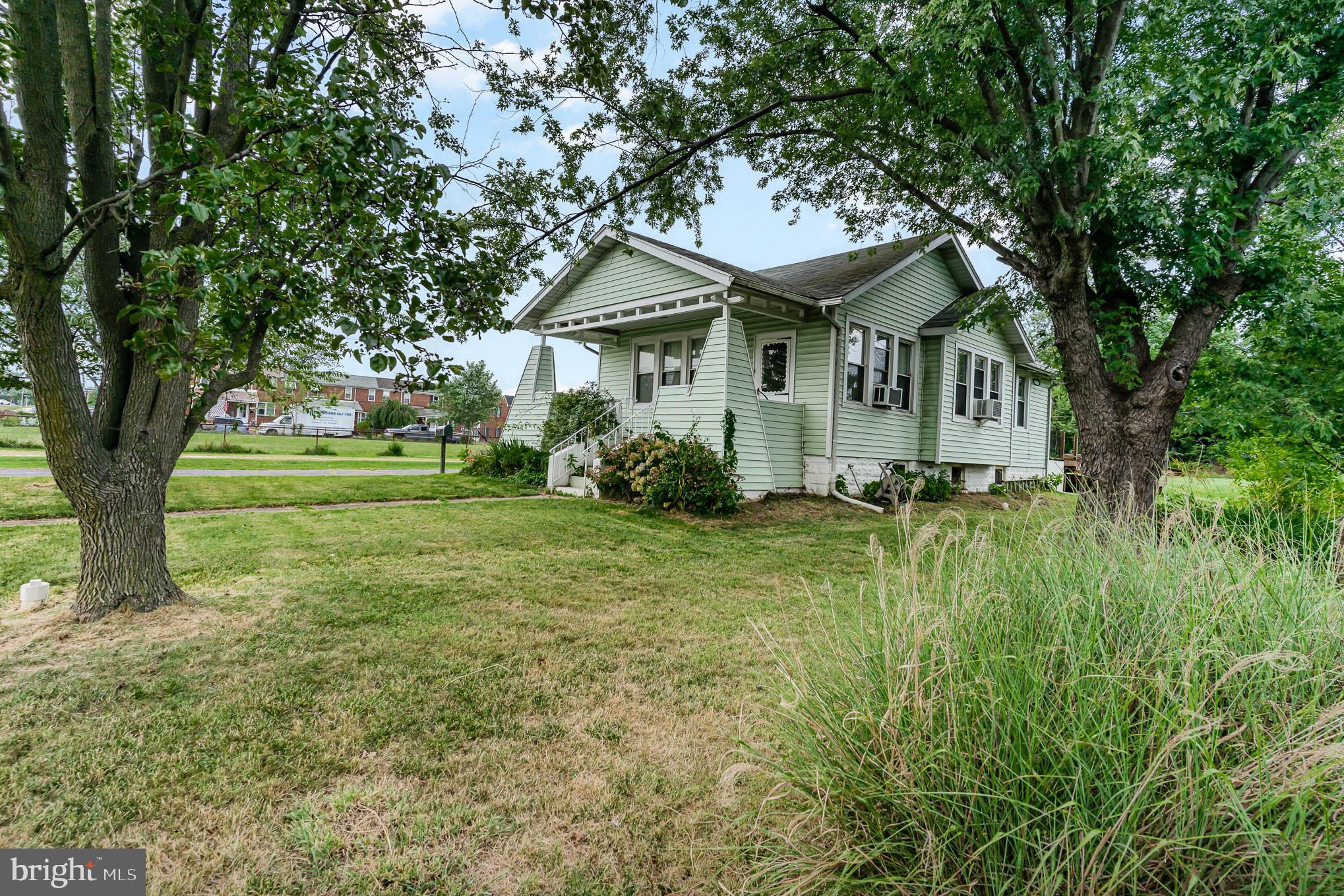 MIDDLE RIVER - Residential