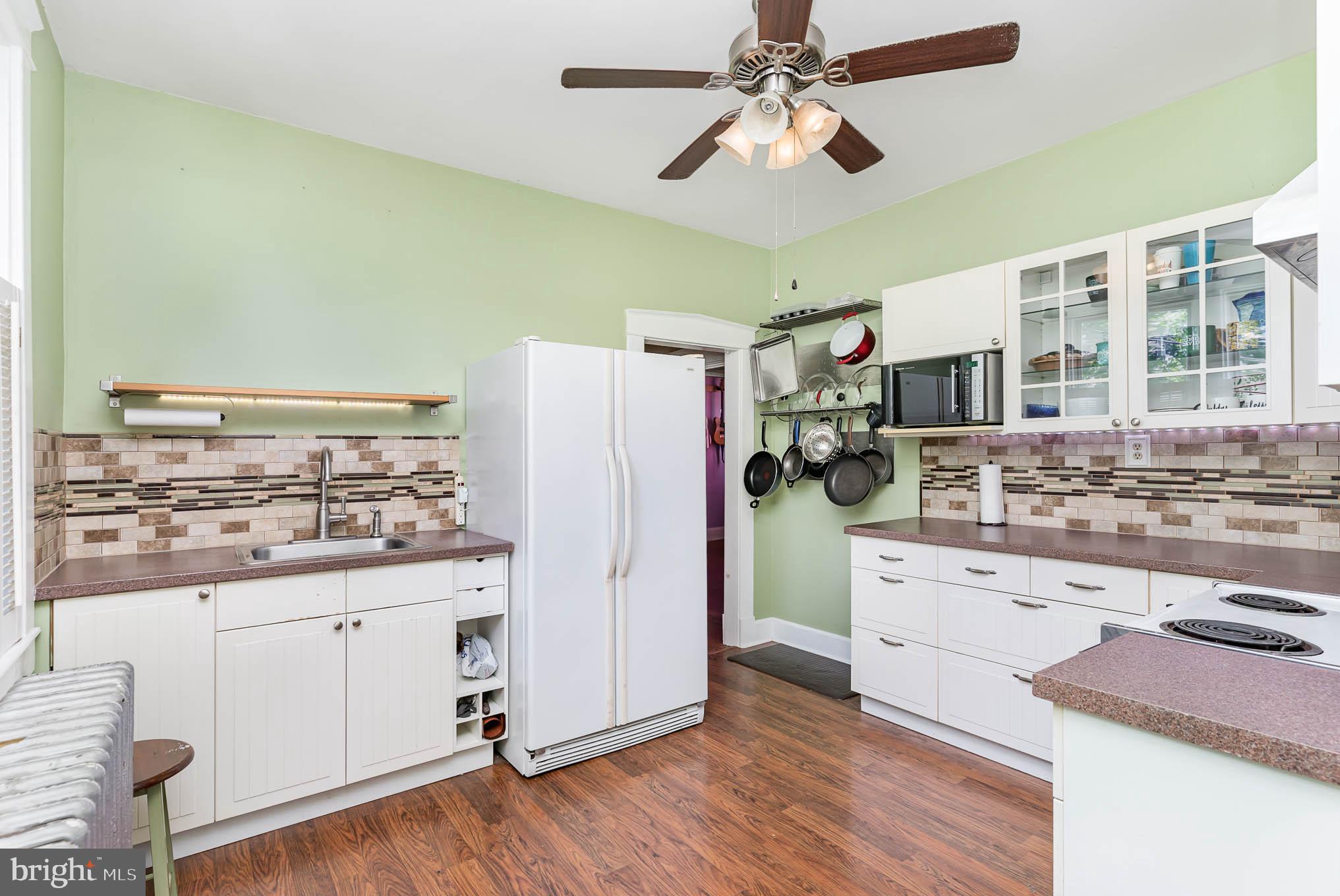 MIDDLE RIVER - Residential