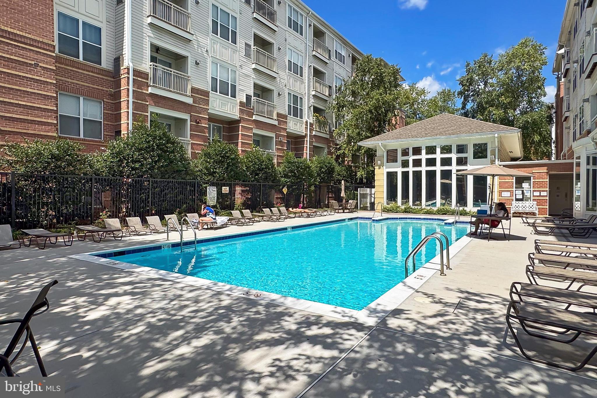 MARQUIS AT VIENNA STATION - Residential