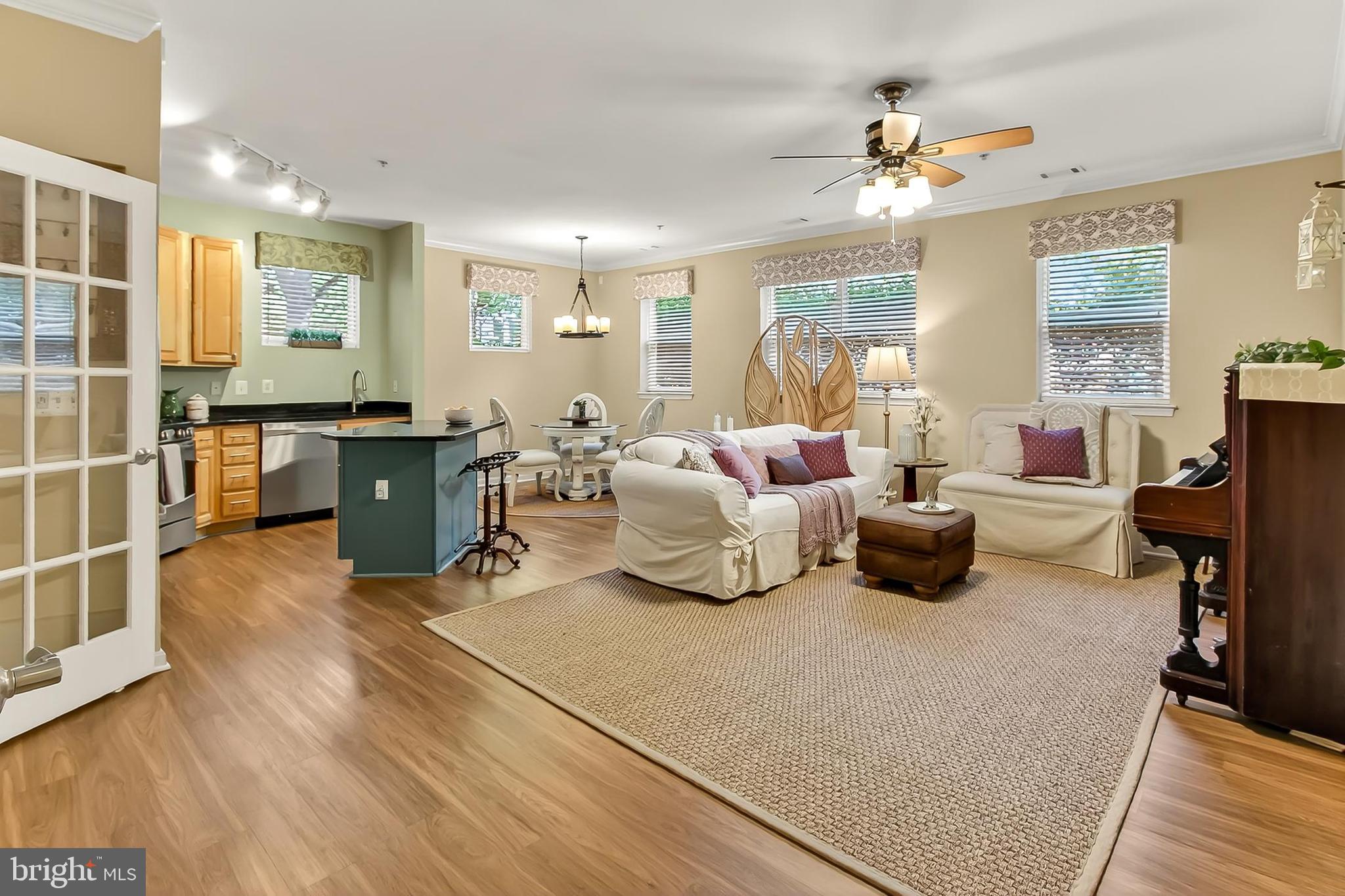 2791 CENTERBORO DRIVE 76