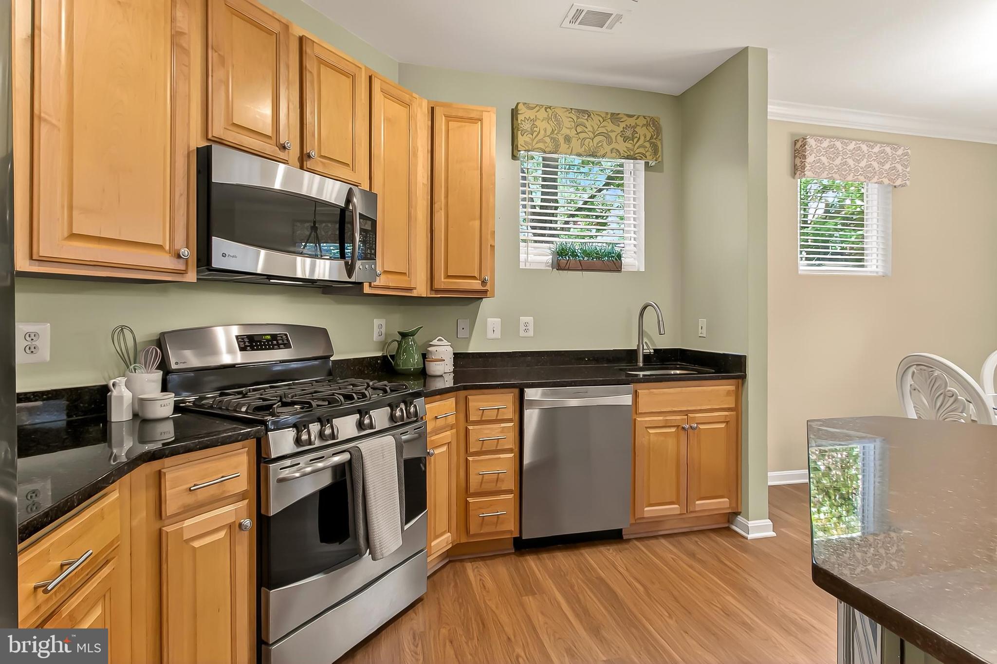 MARQUIS AT VIENNA STATION - Residential