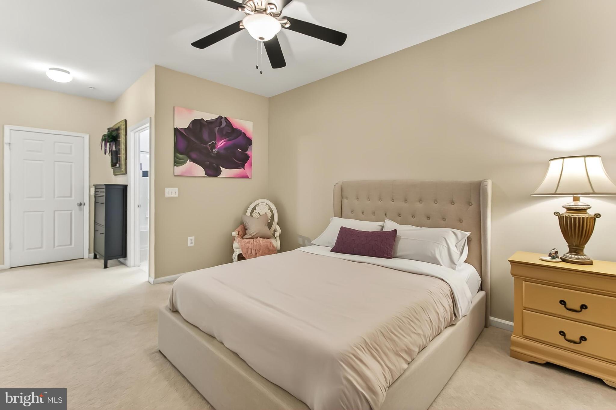 MARQUIS AT VIENNA STATION - Residential