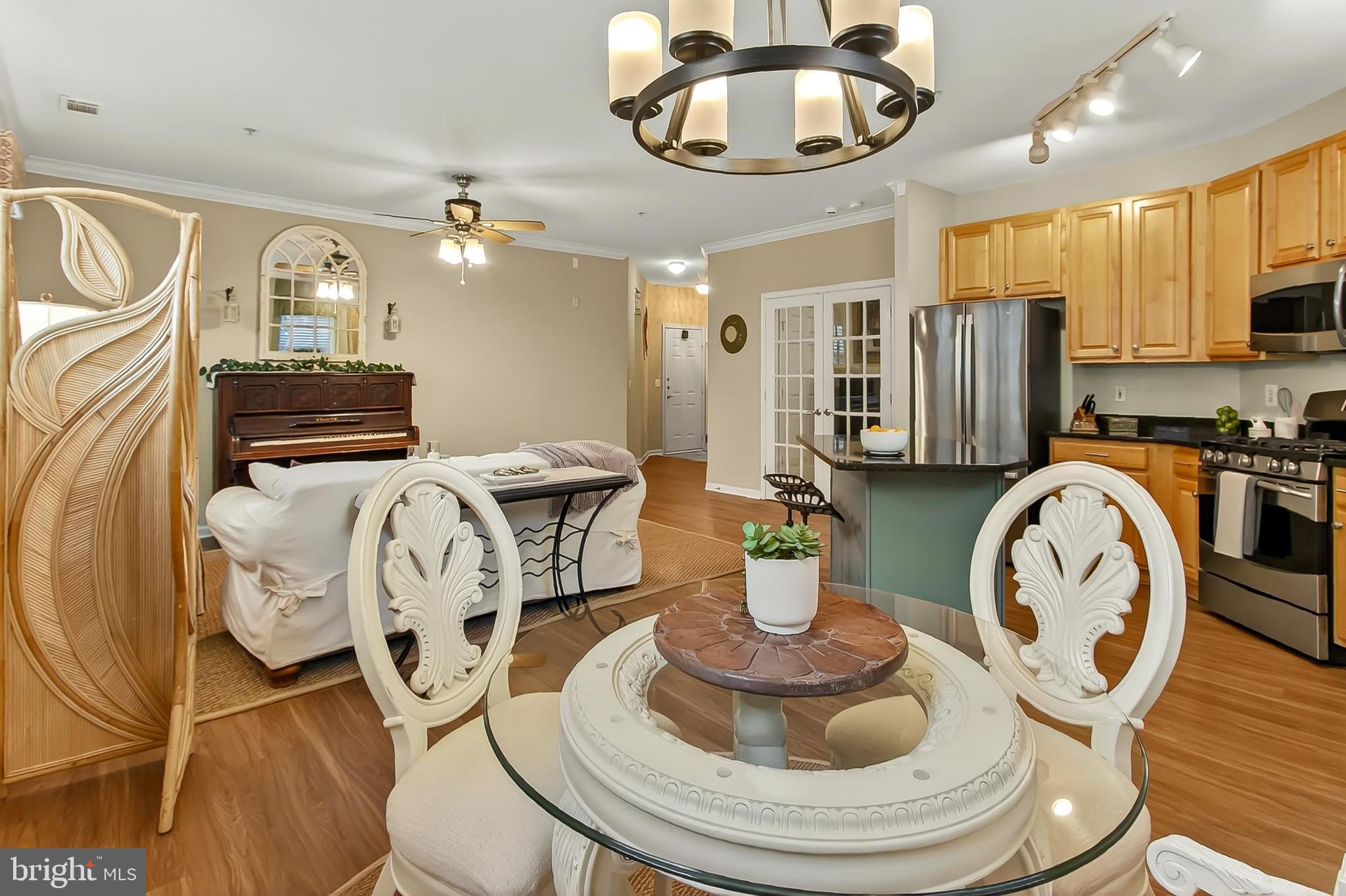 MARQUIS AT VIENNA STATION - Residential