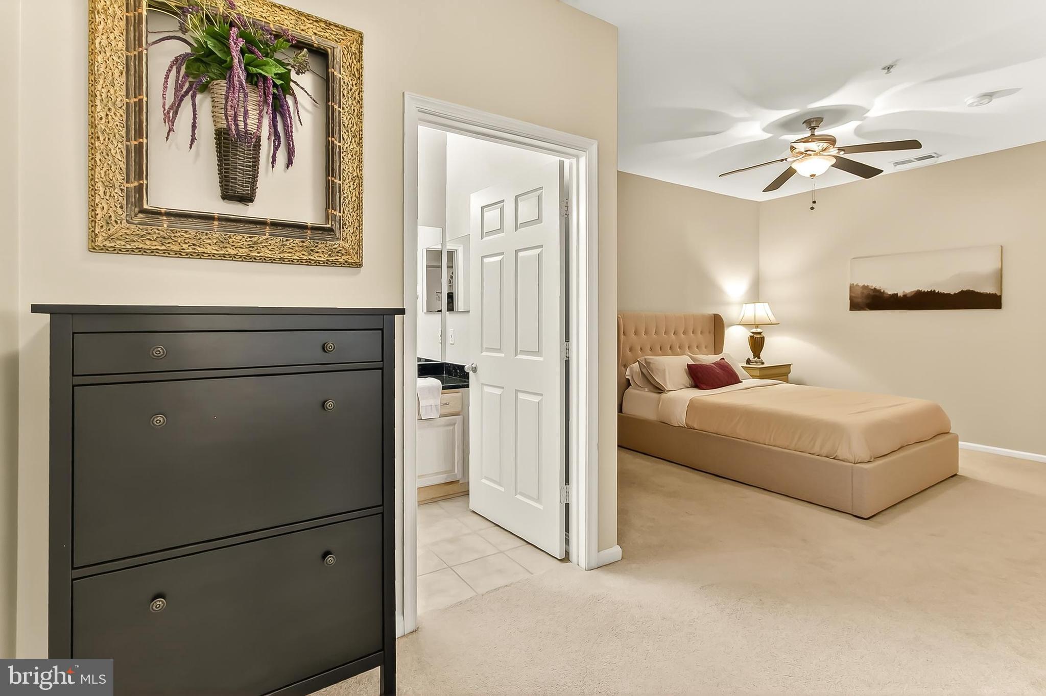 MARQUIS AT VIENNA STATION - Residential