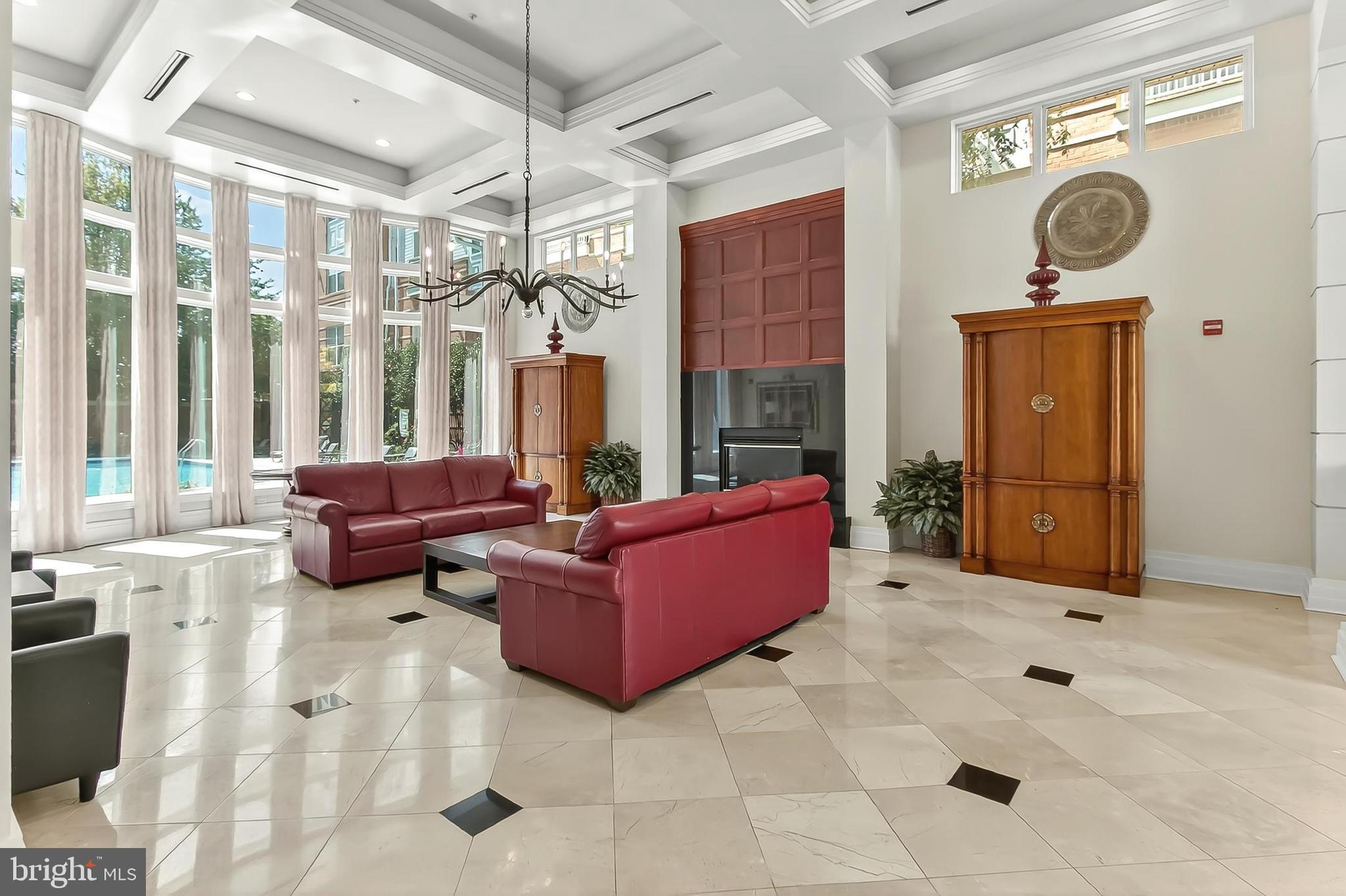 MARQUIS AT VIENNA STATION - Residential