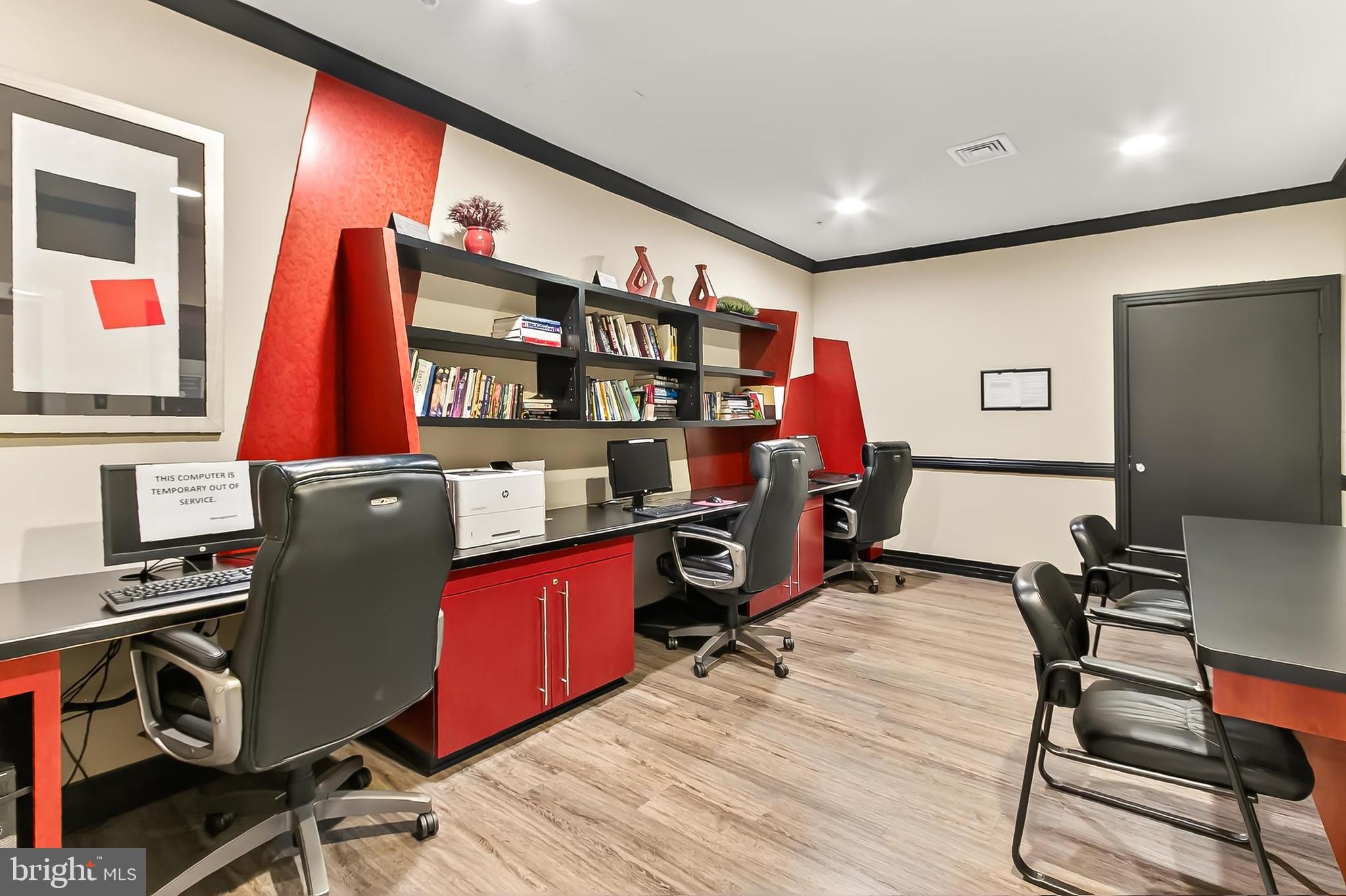 MARQUIS AT VIENNA STATION - Residential