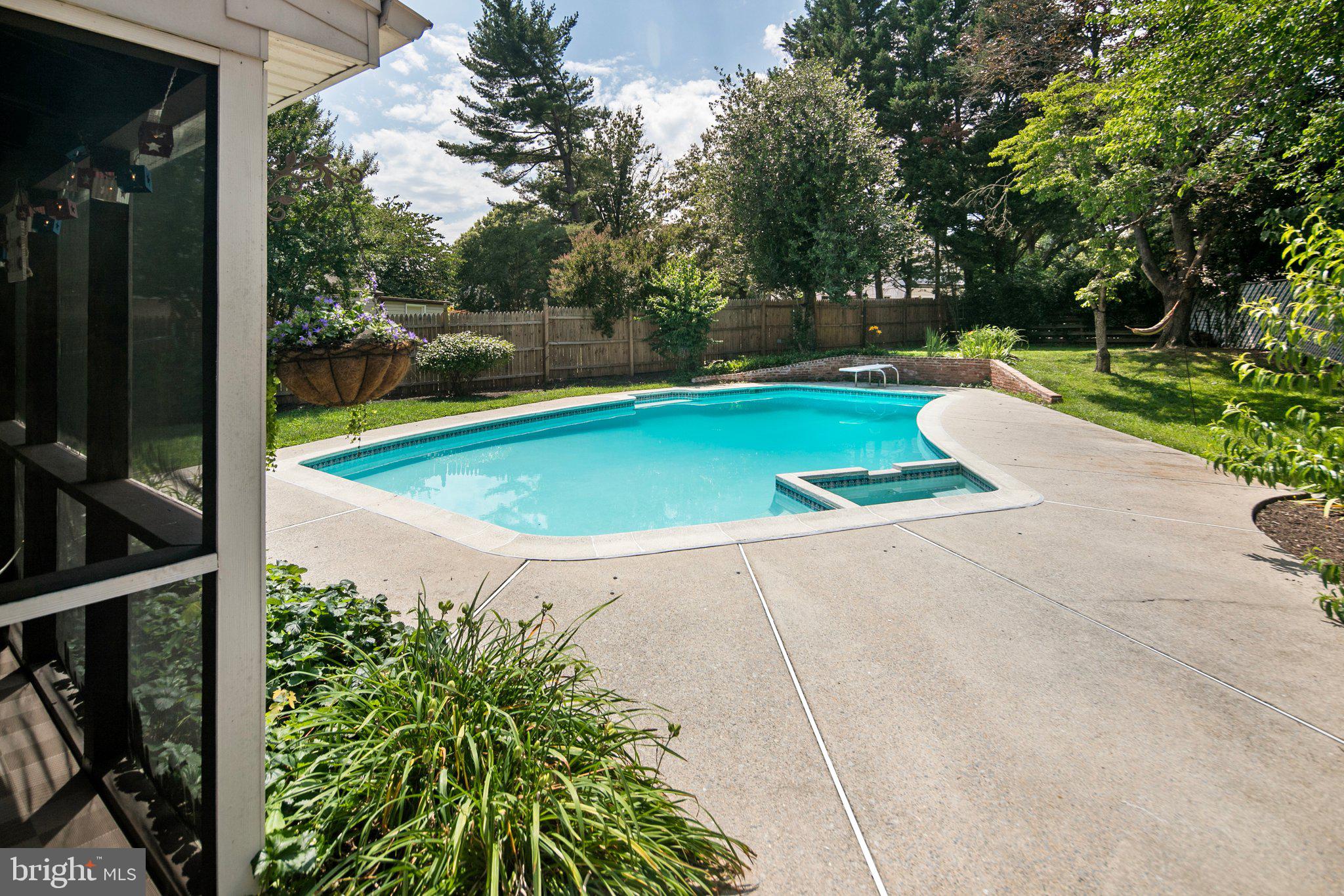 OLNEY ACRES - Residential