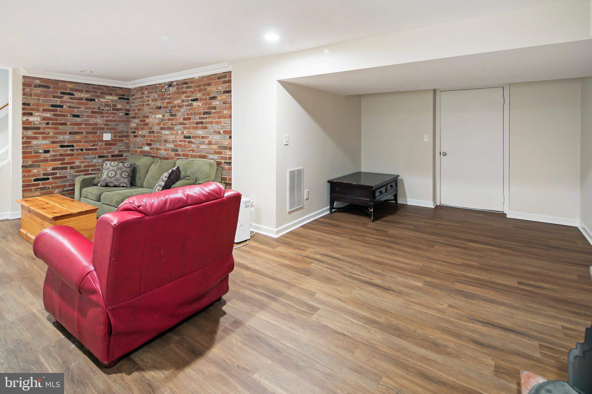 OLNEY ACRES - Residential